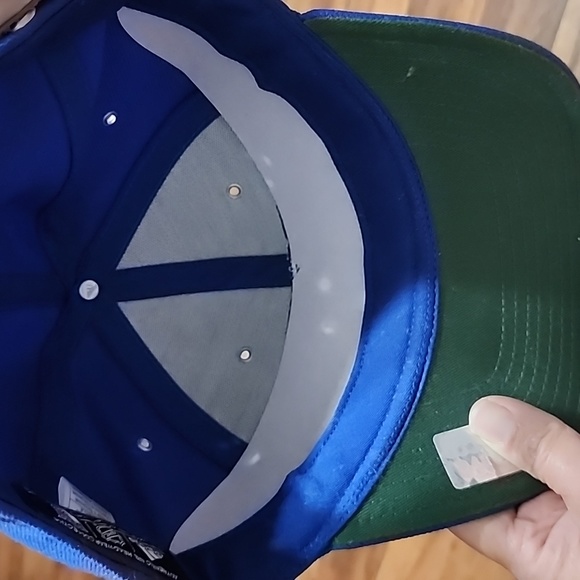 NEW YORK RANGERS HAT! SIZE: ONE SIZE FITS ALL. - Picture 9 of 9